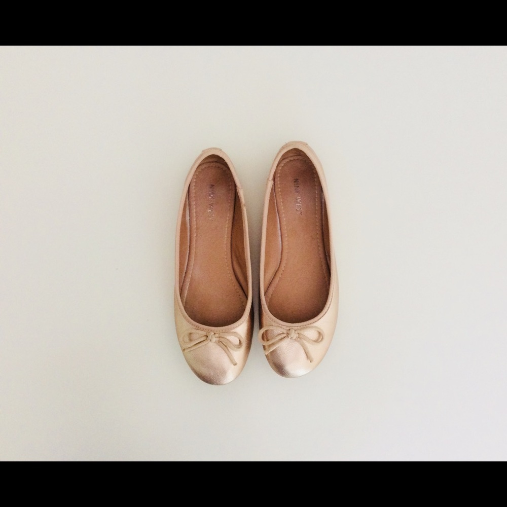 SALE Nine West Metallic Rose Gold Ballet Flats 6.5